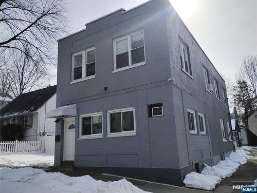 540 Kipp St, Teaneck, NJ, 07666-1632 | Card Image