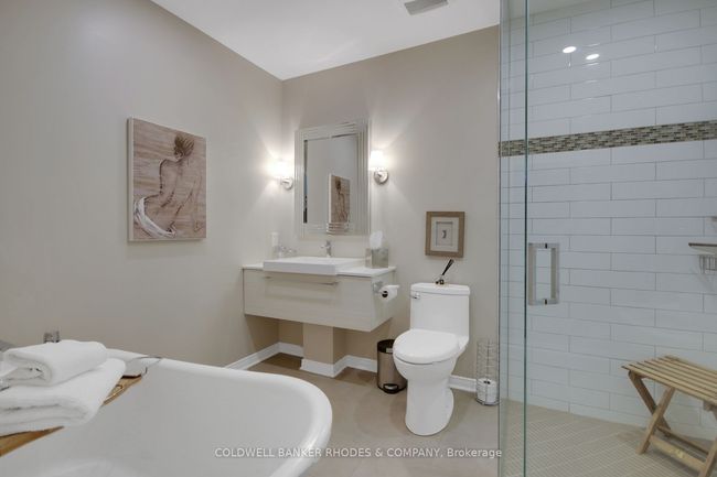 1648 Locksley Lane, Condo with 2 bedrooms, 2 bathrooms and 1 parking in Gloucester ON | Image 28