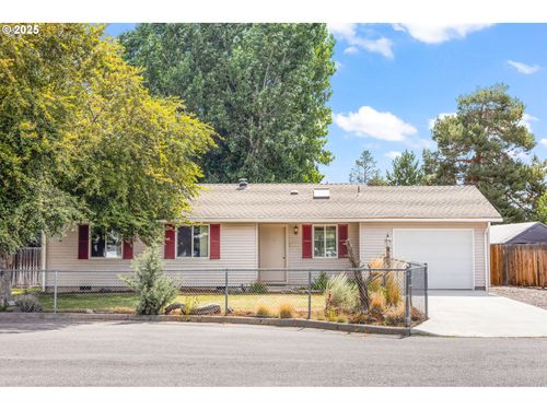 1552 Ne Alabama Way, Prineville, OR, 97754-9113 | Card Image