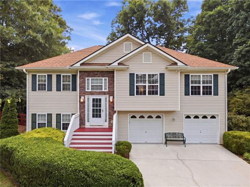 7815 Mosswood Lane, Gainesville, GA, 30506 | Card Image