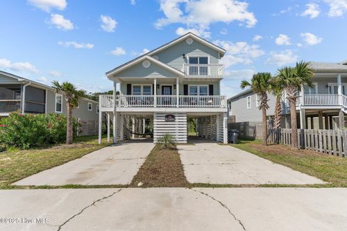 920 E Pelican Dr, Oak Island, NC, 28465-6558 | Card Image