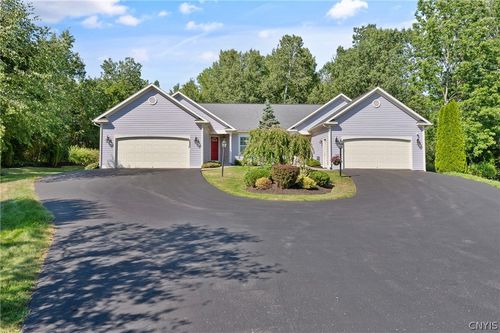 8430 Marco Ln, Lysander, NY, 13027-9182 | Card Image