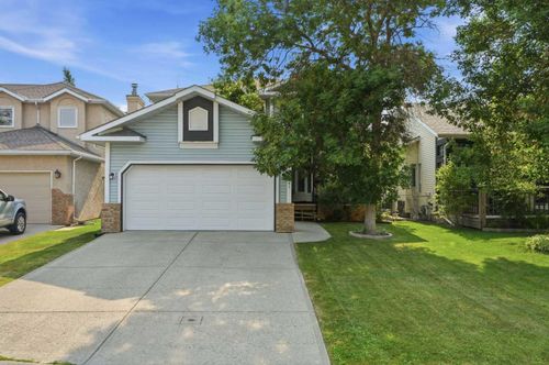 161 Douglasbank Way Se, Calgary, AB, T2Z1V7 | Card Image