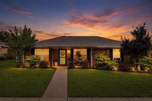 407 W Briar Ct, Overton, TX, 75684-1044 | Card Image