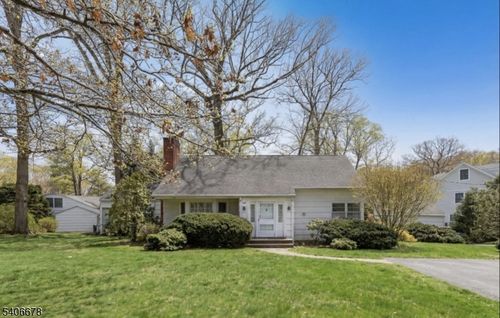 60 West Ln, Madison, NJ, 07940-2656 | Card Image