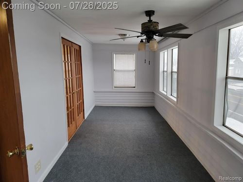 738 W Atherton Rd, Flint, MI, 48507-2409 | Card Image