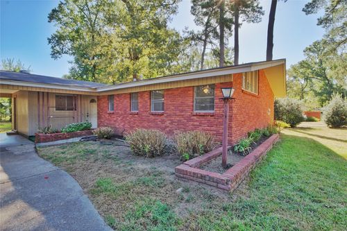 3742 Cornell Dr, Shreveport, LA, 71107-3906 | Card Image