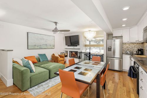 d-250 S Original St, Aspen, CO, 81611-2057 | Card Image