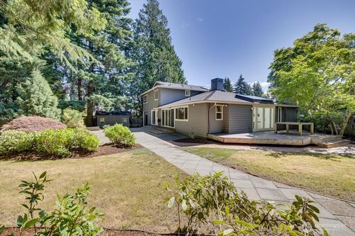 8510 Se 72nd St, Mercer Island, WA, 98040-5415 | Card Image