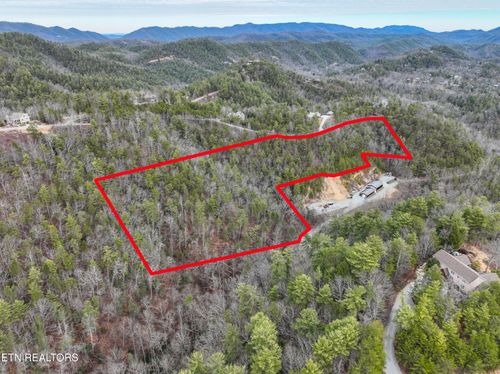 651 Hawk View Dr, Townsend, TN, 37882 | Card Image