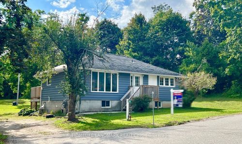688 7 Line S, Oro Medonte, ON, L0L2E0 | Card Image