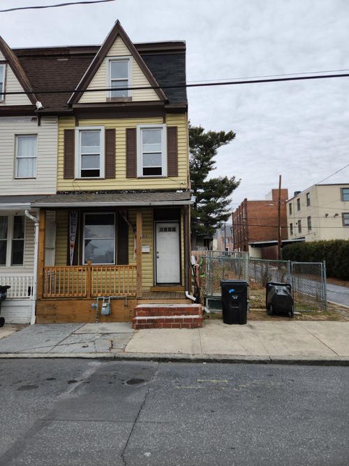 2029 Logan St, HARRISBURG, PA, 17102-1867 | Card Image