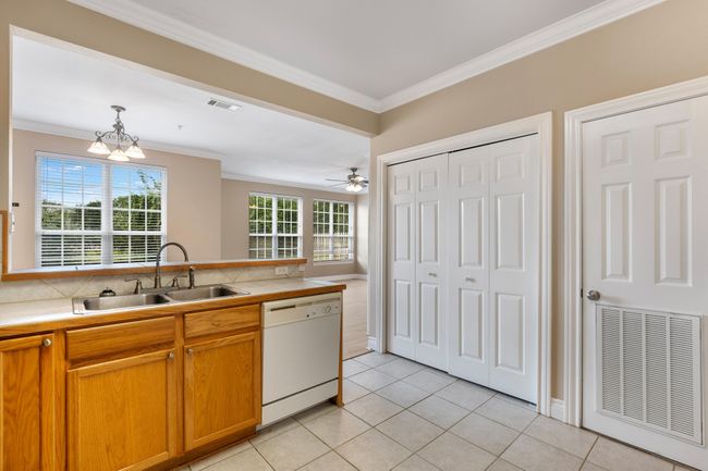 UNIT-1003 - 801 Luther St W, Condo with 2 bedrooms, 2 bathrooms and null parking in College Station TX | Image 15