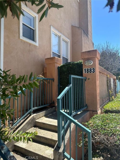 1883 Atlantic Ave, Long Beach, CA, 90806-5547 | Card Image