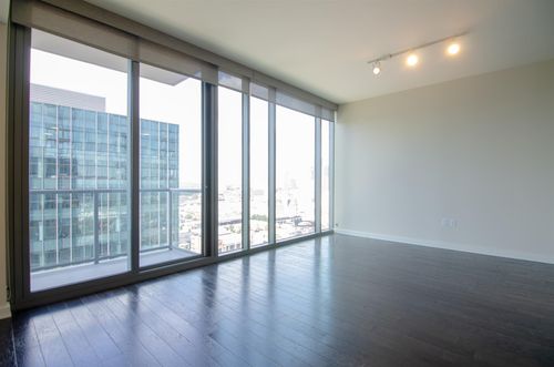 apt-1512-1212 Laurel St, Nashville, TN, 37203-4425 | Card Image