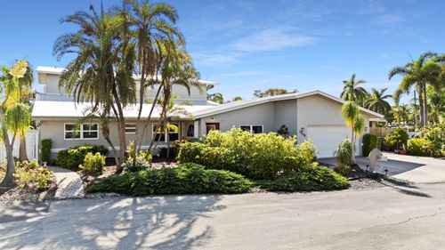 2108 Ne 24th St, Wilton Manors, FL, 33305-1526 | Card Image