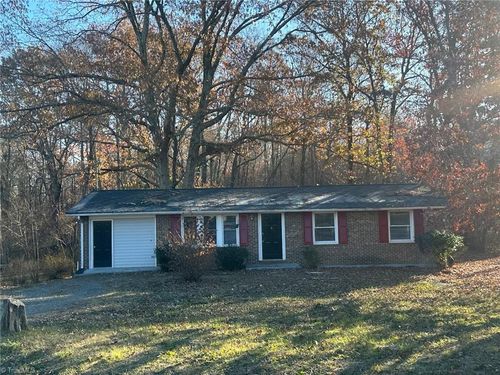 177 Snead Rd, Stoneville, NC, 27048-8279 | Card Image