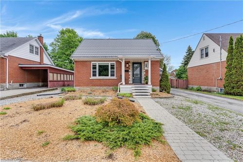 187 Neilson Ave, Waterloo, ON, N2J2L9 | Card Image