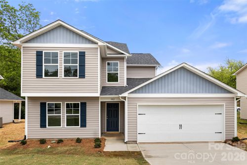 302 Elm St, Lancaster, SC, 29720-2433 | Card Image
