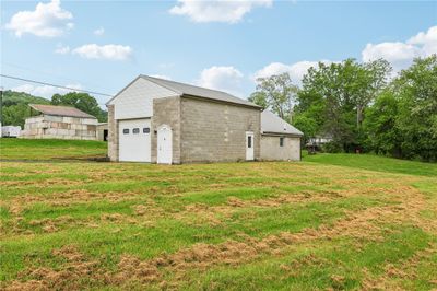 140 Pioneer Road, House other with 1 bedrooms, 1 bathrooms and 2 parking in Evans City Boro PA | Image 2