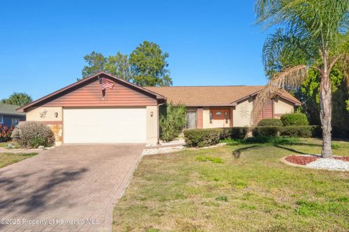 4527 Goldcoast Ave, Spring Hill, FL, 34609-1925 | Card Image