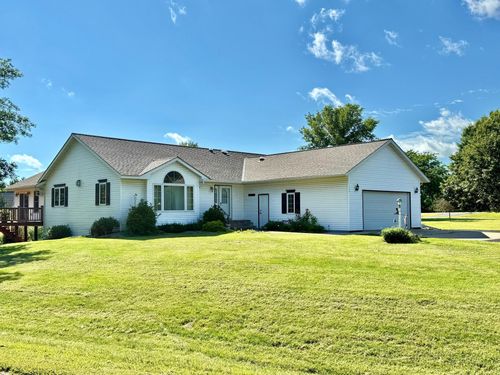 115 Burr Oak Rd, Redwood Falls, MN, 56283-2549 | Card Image