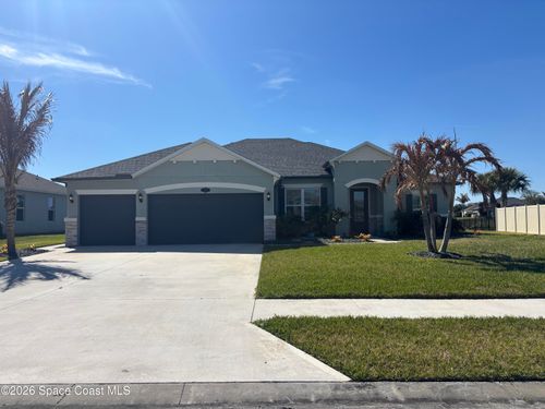 718 Lyndall Ln, Palm Bay, FL, 32905-4451 | Card Image