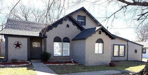 2010 Wesley Dr, Arlington, TX, 76012-4922 | Card Image