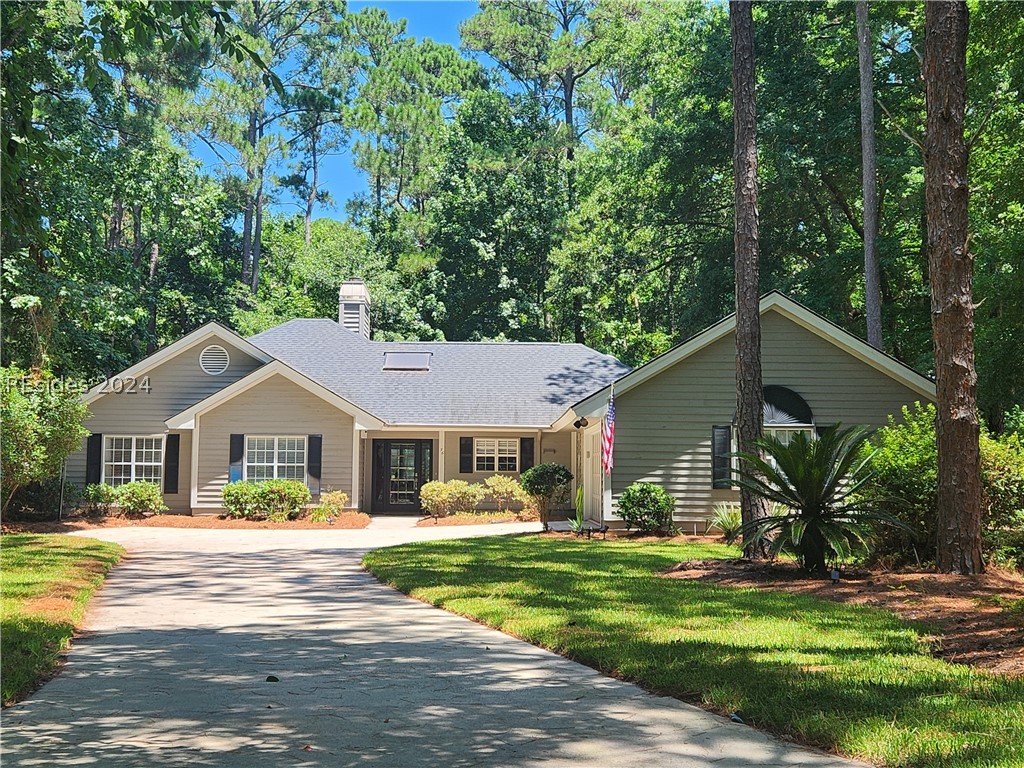 Hickory Forest Dr, Hilton Head Island, SC 29926