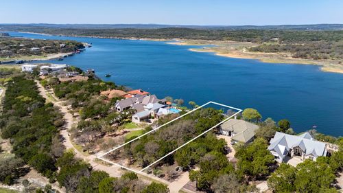 5304 Canyon Oaks Dr, Lago Vista, TX, 78645-6093 | Card Image