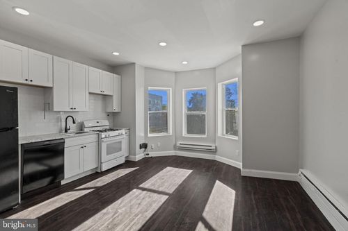 apt-2-5237 Chester Ave, PHILADELPHIA, PA, 19143-4342 | Card Image