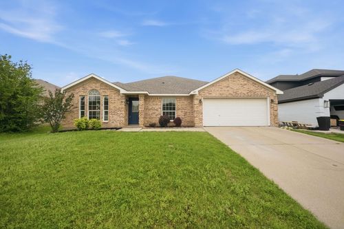 837 Morgan Dr, Burleson, TX, 76028-8101 | Card Image