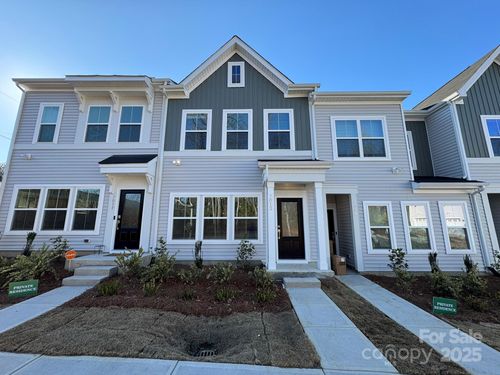 22-7013 Alpharetta Ave, Charlotte, NC, 28216-5456 | Card Image