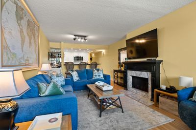 202 - 4815 48 Ave, Condo with 2 bedrooms, 1 bathrooms and 1 parking in Delta BC | Image 3