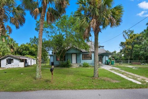 711 S Palmetto Ave, Deland, FL, 32720-6856 | Card Image
