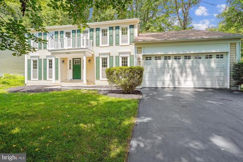 5816 Oak Leather Dr, BURKE, VA, 22015-2433 | Card Image