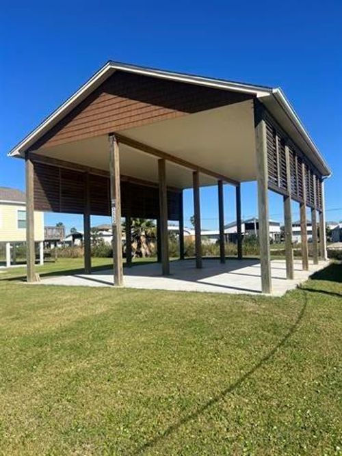 1112 N Monkhouse Dr, Crystal Beach, TX, 77650-3426 | Card Image