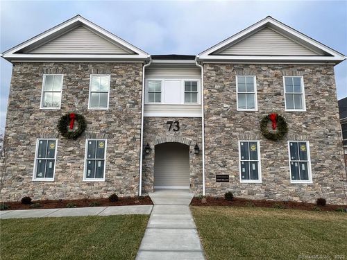 apt-2-73 W Main St, Clinton, CT, 06413-1673 | Card Image