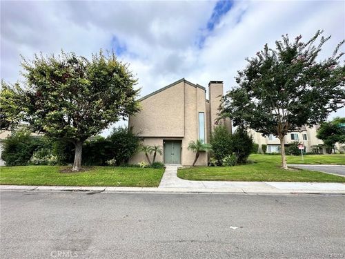 10773 Cobalt Ct, Fountain Valley, CA, 92708-1107 | Card Image