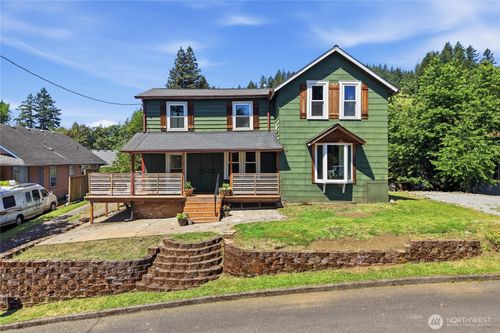 1313 Nw Couch St, Camas, WA, 98607-1553 | Card Image