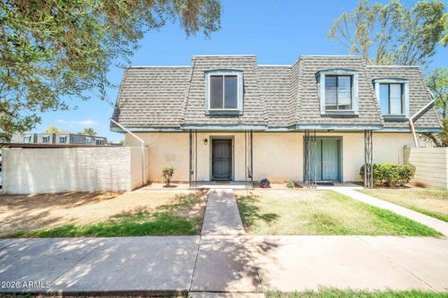 8121 N 32nd Drive, Phoenix, AZ, 85051 | Card Image