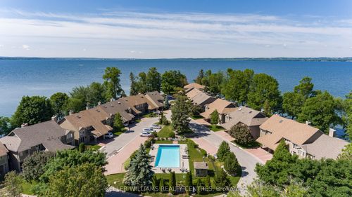 17 Davy Point Cir, Keswick, ON, L4P3H2 | Card Image
