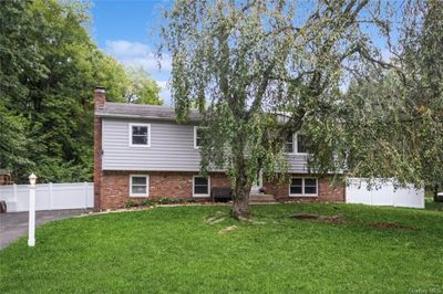 267 Blaisdell Road, House other with 4 bedrooms, 3 bathrooms and null parking in Orangetown NY | Image 2