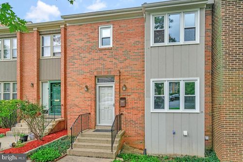 5127 Overlook Park, ANNANDALE, VA, 22003-4361 | Card Image