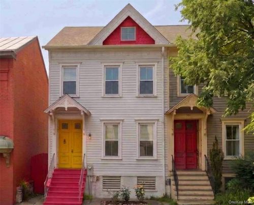 556 State St, Hudson, NY, 12534-2517 | Card Image