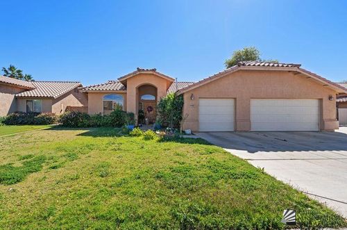 4799 W 27th St, Yuma, AZ, 85364-7576 | Card Image