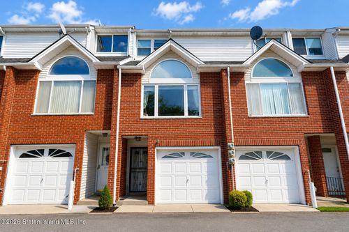 45 Cranford Ct, Staten Island, NY, 10306-2082 | Card Image