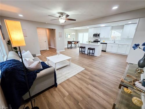 3101 Gaston Dr, Chesapeake, VA, 23323-2614 | Card Image