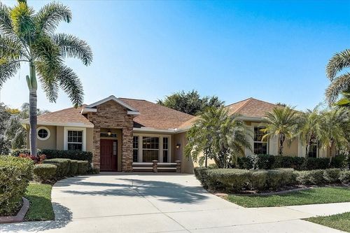 6214 Warbler Ln, LAKEWOOD RANCH, FL, 34202-8233 | Card Image