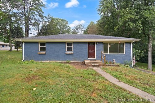 8915 Willow Way Ne, New Salisbury, IN, 47161-8672 | Card Image